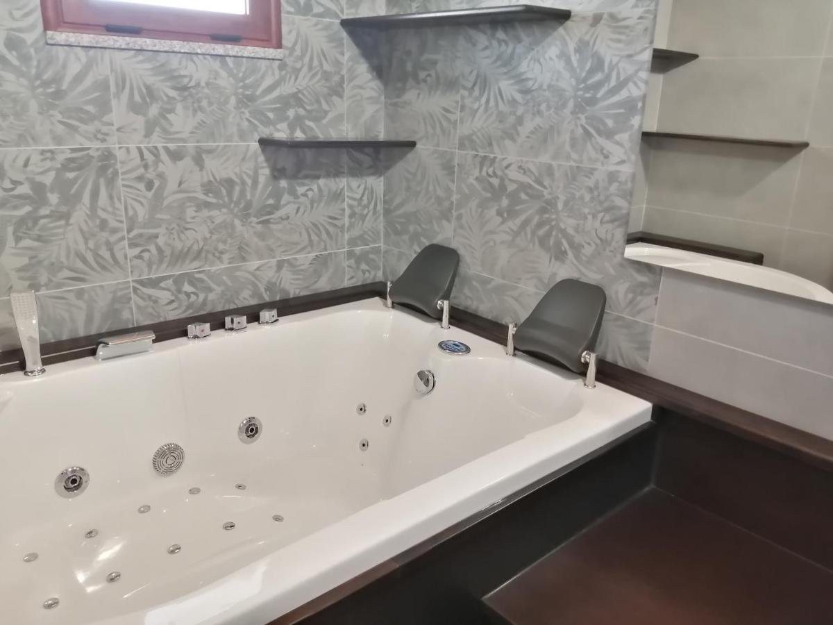 Il Frutteto Bed & Breakfast Torre delle Stelle Exterior photo
